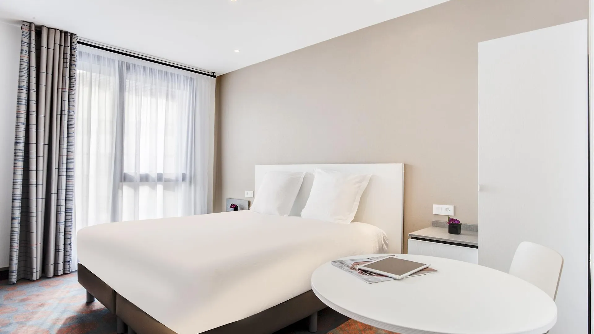 Hotel Parksaone Lyon France